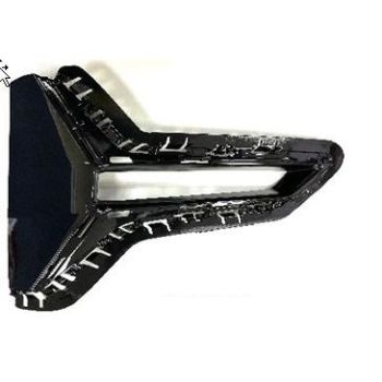 BMW BMW 3 SEDAN (330i/330e/M340i) FOG LAMP COVER RIGHT (Passenger Side) BLACK (W/FOG)(330i LUXURY LINE) OEM# 51117464204 2019-2022 PL# BM1039231