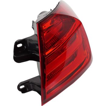 BMW BMW M3 SEDAN TAIL LAMP ASSEMBLY RIGHT (Passenger Side) (OUTER) **CAPA** OEM# 63217313040 2015 PL# BM2805104C