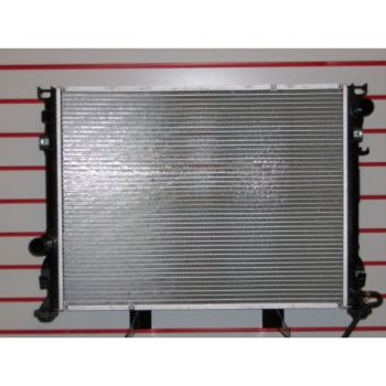CHRYSLER 300 RADIATOR (2.7L/3.5L HEAVY DUTY)(5.7L/6.1L STD DUTY)(1 7/16" CORE)(W/O TOC) OEM# 5137691AA 2005-2008 PL# CH3010315