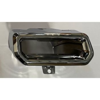 GM TRUCKS & VANS SILVERADO/PU 1500 (22 OLD STYLE) REAR BUMPER EXHAUST OPENING SLEEVE RIGHT (Passenger Side) CHROME (DUAL EXHAUST) OEM#86513558 2019-2022 PL# GM1139106