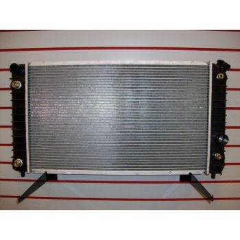 GM TRUCKS & VANS S10/SONOMA/PICKUP RADIATOR 4.3/V6 A/T OEM# 15120548 1996-2004 PL# GM3010229