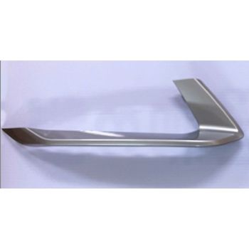 KIA SPORTAGE FRONT BUMPER MLDG RIGHT (Passenger Side) SILVER (LX/EX/SX) **CAPA** OEM# 86596DW000 2023-2024 PL# KI1047112C