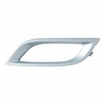 MAZDA MAZDA3 FOG LAMP COVER TRIM LEFT (Driver Side) SILVER (2.5L)(W/FOG) OEM# BDL450C22 2010-2011 PL# MA1038107