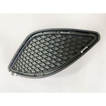 MERCEDES-BENZ CLA-CLASS FOG LAMP COVER RIGHT (Passenger Side) (WO/DRL)(CLA250 WO/AMG) OEM#1178850422 2014-2016 PL# MB1039235