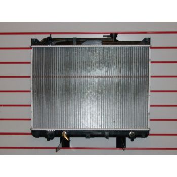 SUZUKI GRAND VITARA RADIATOR (2.5L)(A/T)(From VIN 14155426) OEM#1770052D11 2001-2005 PL# SZ3010121