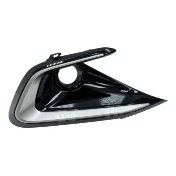 TOYOTA COROLLA HATCHBACK (EXC GR) FOG LAMP COVER RIGHT (Passenger Side) BLACK/SILVER (W/FOG) OEM#5203012190 2023-2025 PL# TO1039276