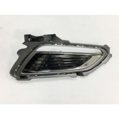 2016-2017 HYUNDAI Front bumper insert Right Passenger Side OEM# 86522E6100PG5 PL# HY1039152