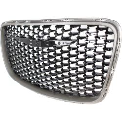 CHRYSLER 300 GRILLE SILVER/GLOSS BLACK (ALLOY) OEM#6DF46DX8AB 2015-2021 PL# CH1200397