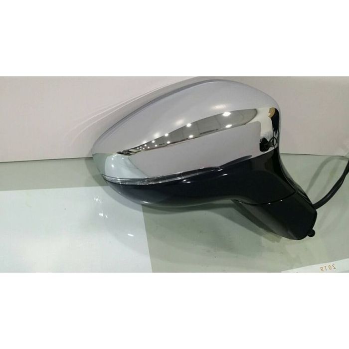 2017-2019 Chrysler Pacifica Door Mirror Right OEM 5RM181XRAD