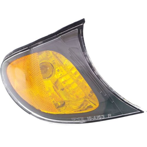 BMW BMW 3( i/xi ) (SEDAN/WAGON) CORNER LAMP RIGHT (Passenger Side) (AMBER SIGNAL W/BLACK BASE) OEM#63137165860 2002-2005 PL# BM2521109