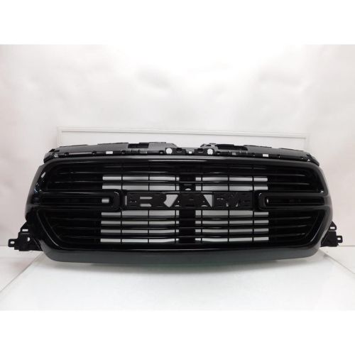 DODGE TRUCKS & VANS DODGE/PU (R1500) GRILLE BLACK BAR W/PTM SURROUND (WO/CAMERA)(BIG HORN) OEM# 68404864AD 2019-2022 PL# CH1200427