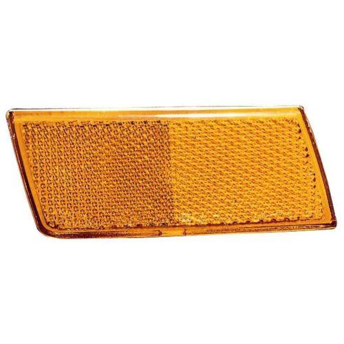 CHRYSLER 300 SIDE MARKER LAMP ASSY RIGHT (Passenger Side) (SIDE OF BMP) **CAPA** OEM#4805860AA 2005-2010 PL# CH2551125C