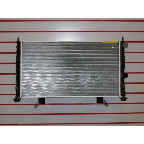 CHRYSLER SEBRING CONV RADIATOR 2.4/L4 2.7/V6 OEM# 5017619AA 2001-2006 PL# CH3010117