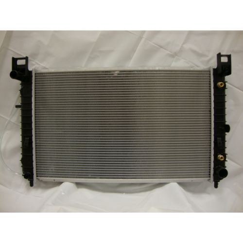 CADILLAC ESCALADE EXT (PICKUP) RADIATOR 5.3L/V8 (28 1/4" CORE) OEM# 15193110 2002-2005 PL# GM3010436