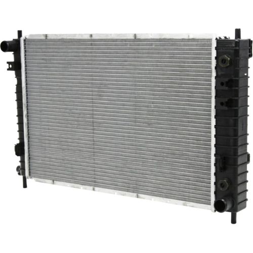 2005 CHEVROLET EQUINOX Radiator assembly OEM# 15246426 PL# GM3010462