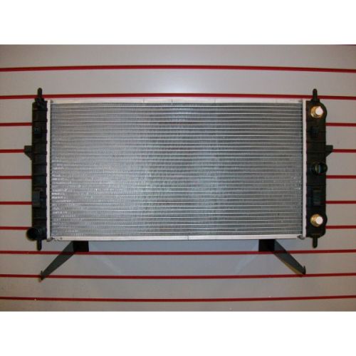 CHEVROLET COBALT RADIATOR (2.2L/2.4L) OEM# 22731217 2005-2010 PL# GM3010473
